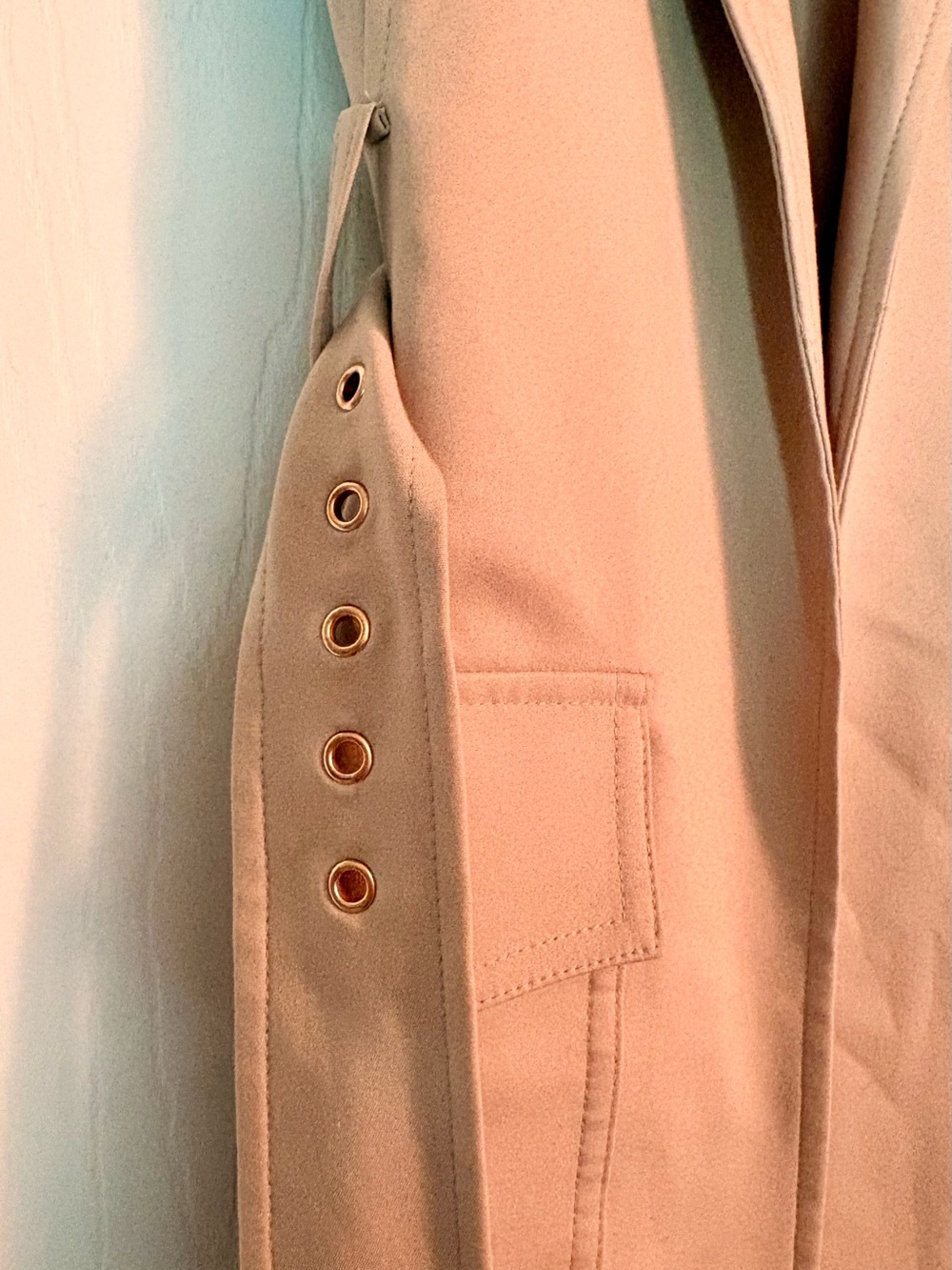 Calvin Klein Sleeveless Trench Vest in Beige - Picture 3 of 4